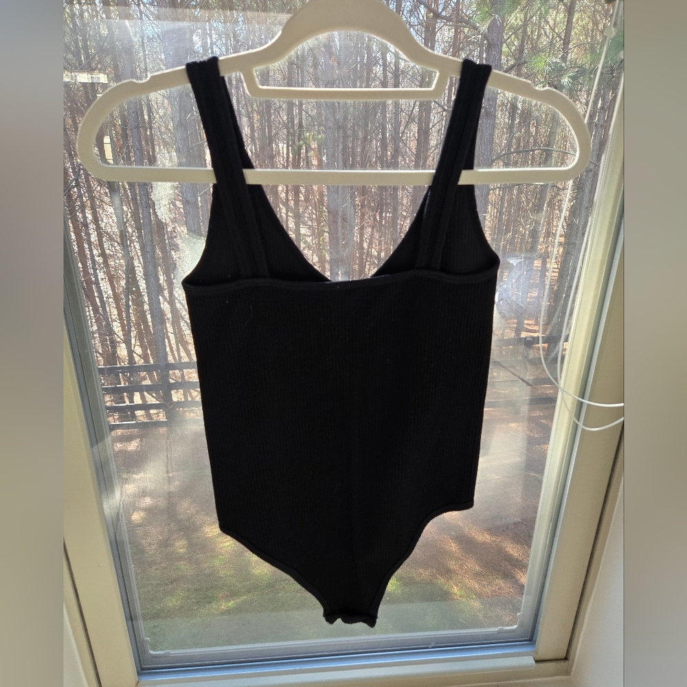 🌟Black Ribbed Bodysuit Size Small - Picture 2 of 3
